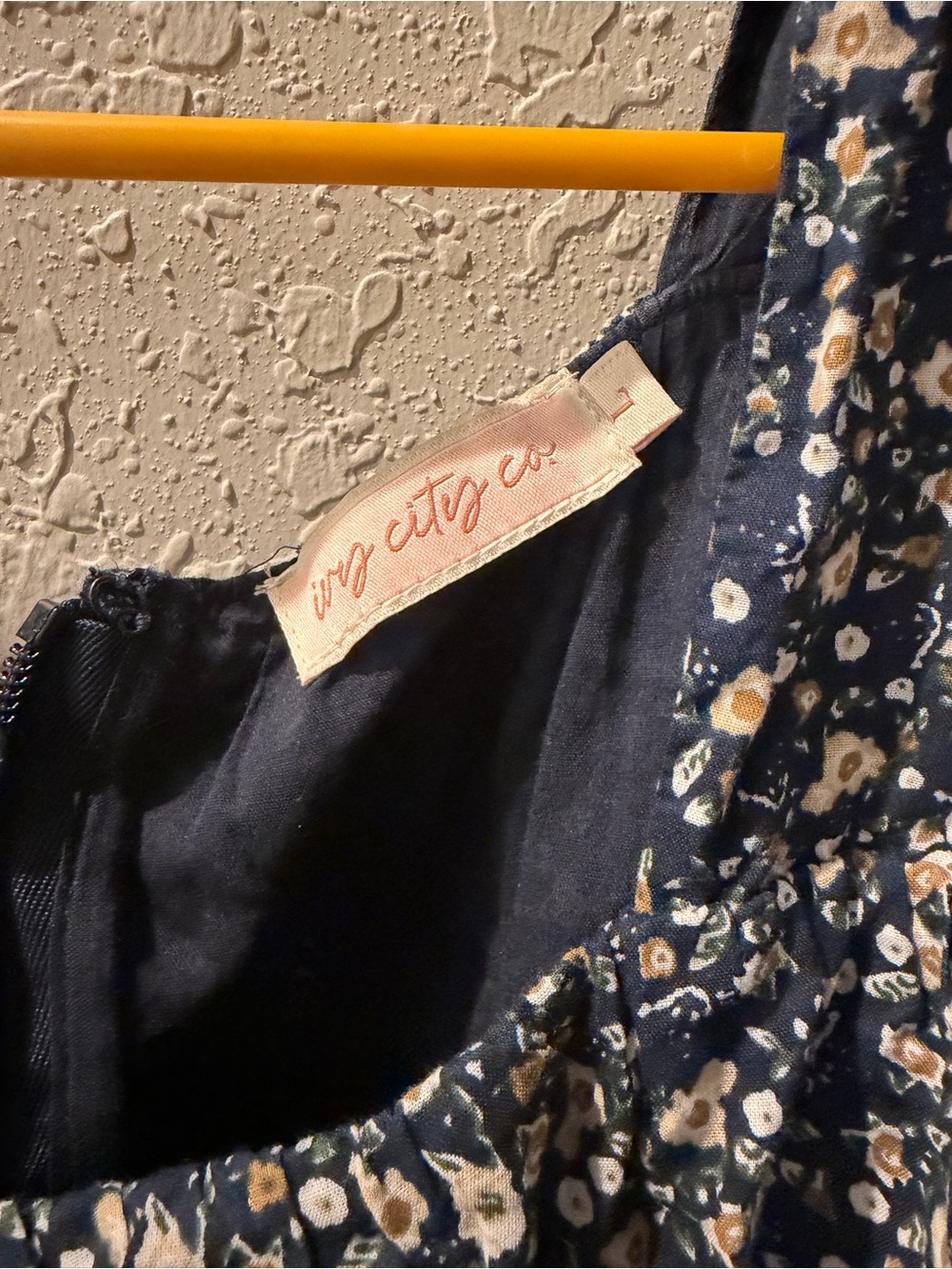 Ivy City Co - Brooklyn Dress - Picture 3 of 4